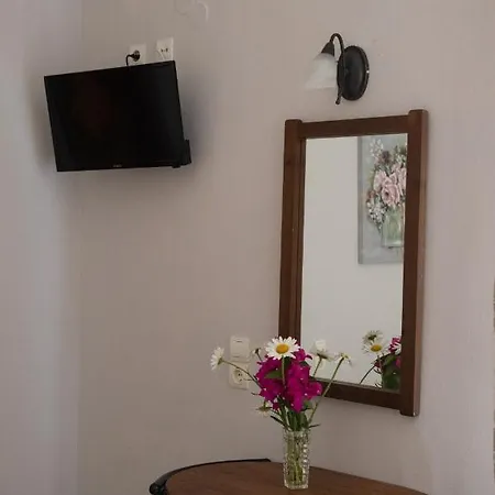 Lägenhetshotell Mantalena 4*