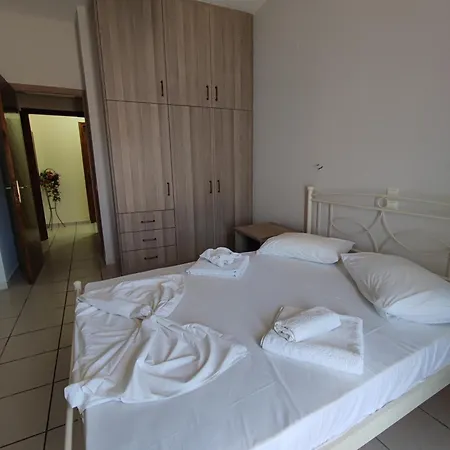Mantalena Lägenhetshotell 4*