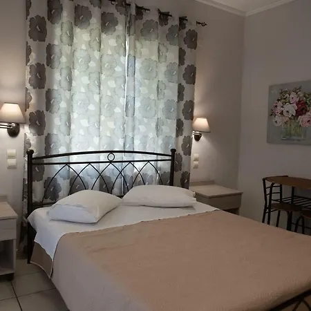 Lägenhetshotell Mantalena 4*